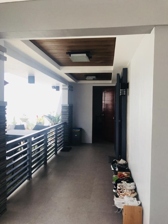 Hillary Timog Park Homes Angeles Buitenkant foto